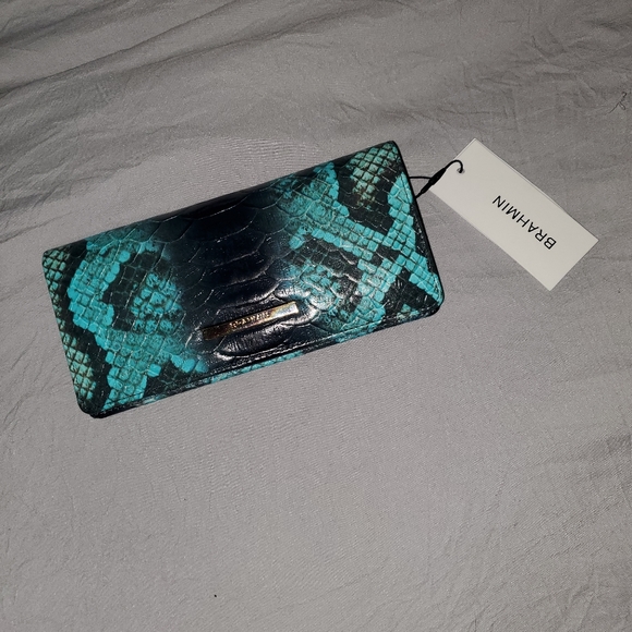 BRAHMIN Ady Wallet in Blue Waterford Genuine Leather - Picture 4 of 12